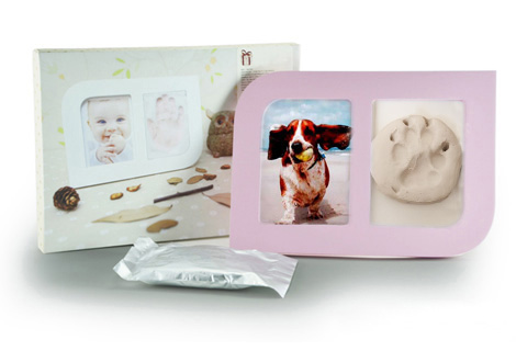 Molde da patinha rosa com espaço para foto